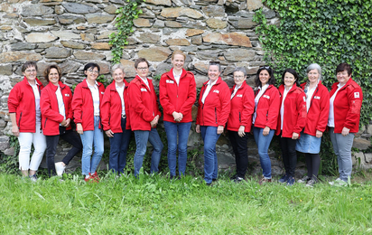 Gruppenbild Mitarbeiterinnen Mobiles Hospiz des Roten Kreuzes Eferding