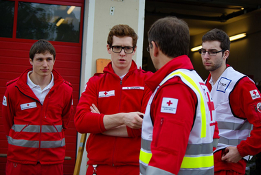 Teambesprechung bei Hochwasser in Niederösterreich 2013