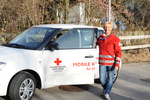 Mobile Krankenpflegefahrzeug mit Andrea Gabl