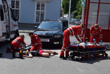 Rettungsdiensteinsatz vom Roten Kreuz Horn (Übungsfoto)