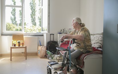 Frau im Chancenhaus Hermes vom Wiener Roten Kreuz