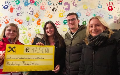 Verein GutFit übergibt Spenden des Charity-Laufs