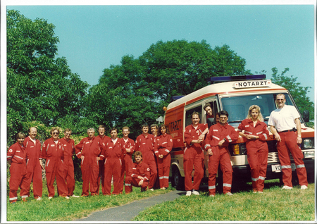 Rettungsteam Voitsberg-Köflach mit Notarztwagen ca. 1992