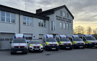 Dieses Foto zeigt die Einsatzfahrzeuge der Bezirksstelle St. Valentin