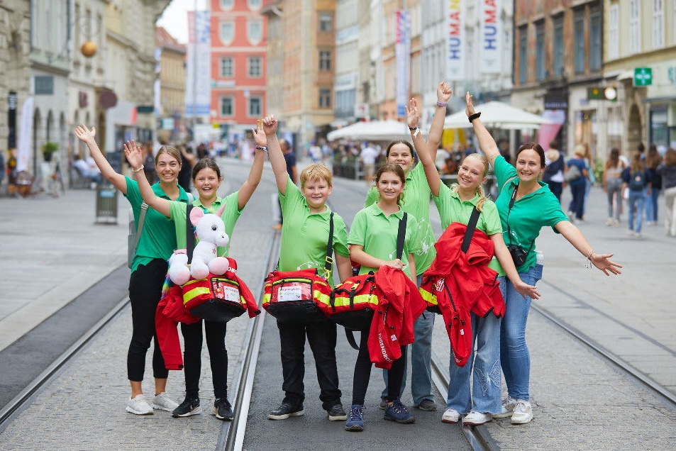 Kinder auf der Herrengasse in Graz